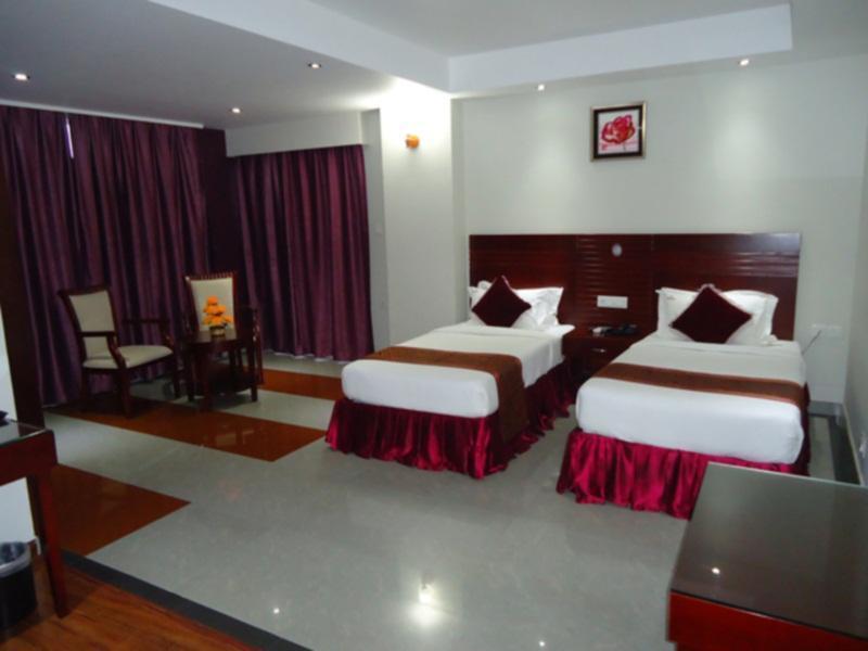 Hotel Hiton Perintalmanna Buitenkant foto