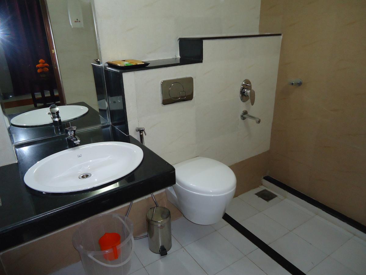 Hotel Hiton Perintalmanna Kamer foto