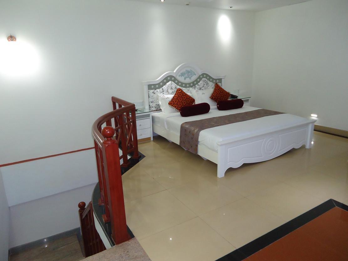 Hotel Hiton Perintalmanna Kamer foto